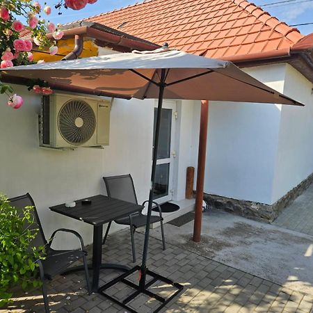 Seventeen -Apartament La Casa Arad Exterior photo